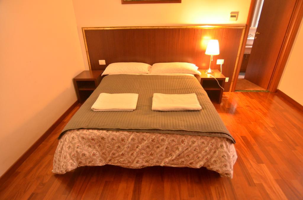 Mille Fiori Bed & Breakfast Rome Room photo